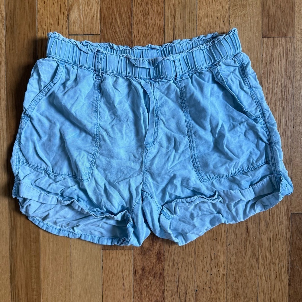 AERIE Light Blue Crinkled Short Shorts Size Small‎